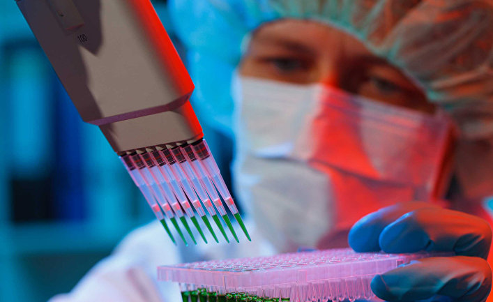 Врач и пациент обсуждают план лечения